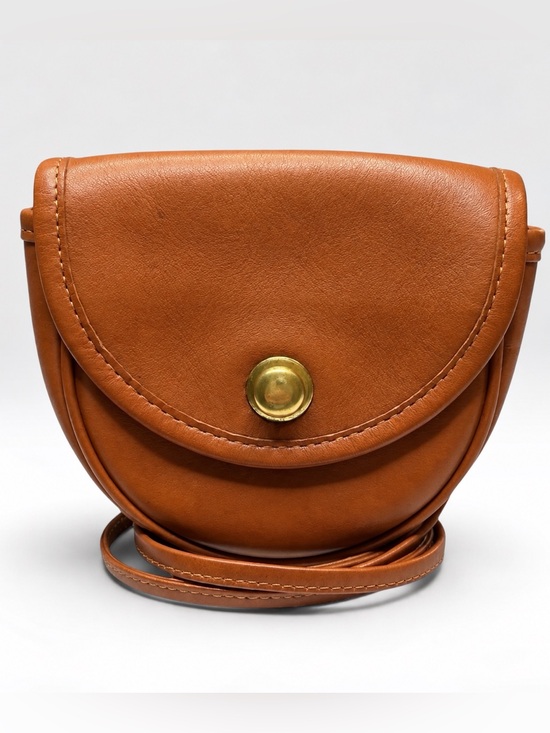 Coach Handbags - Vintage 9826 Coach Mini Belt Bag British Tan Glovetanned Leather USA 0722-132